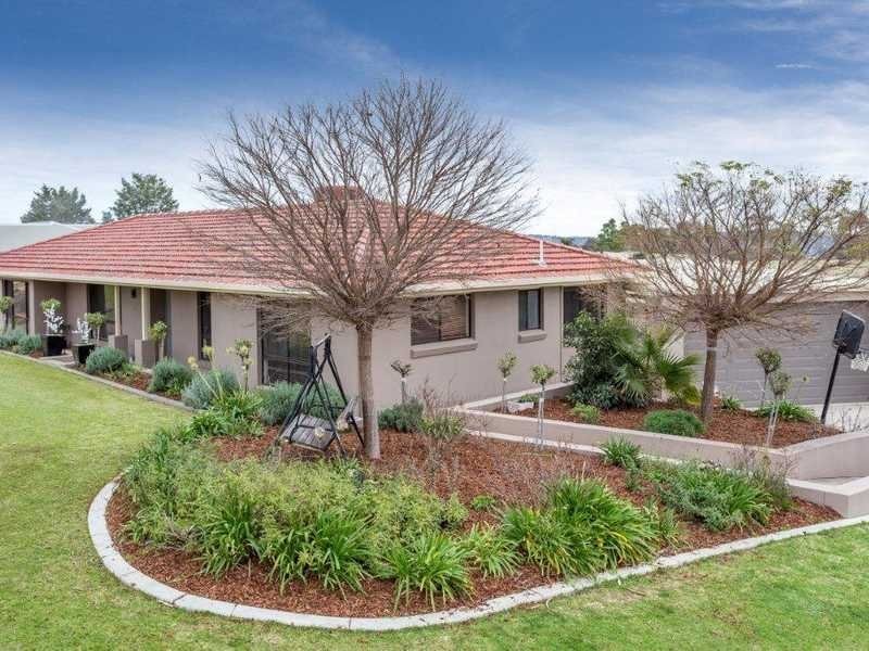 1 Tubbo Place, Bourkelands NSW 2650