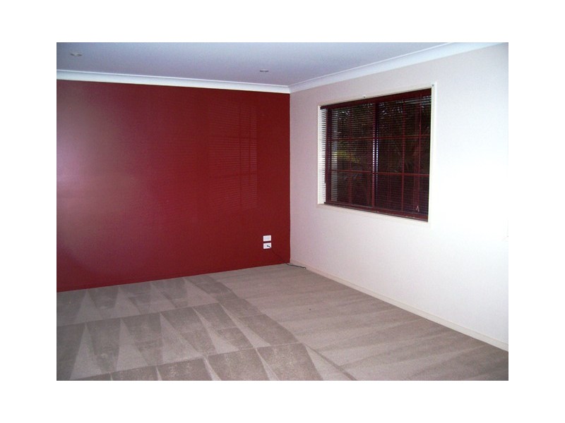 33 Girraween Mews, Glenfield Park NSW 2650