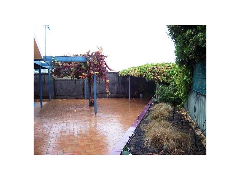 33 Girraween Mews, Glenfield Park NSW 2650