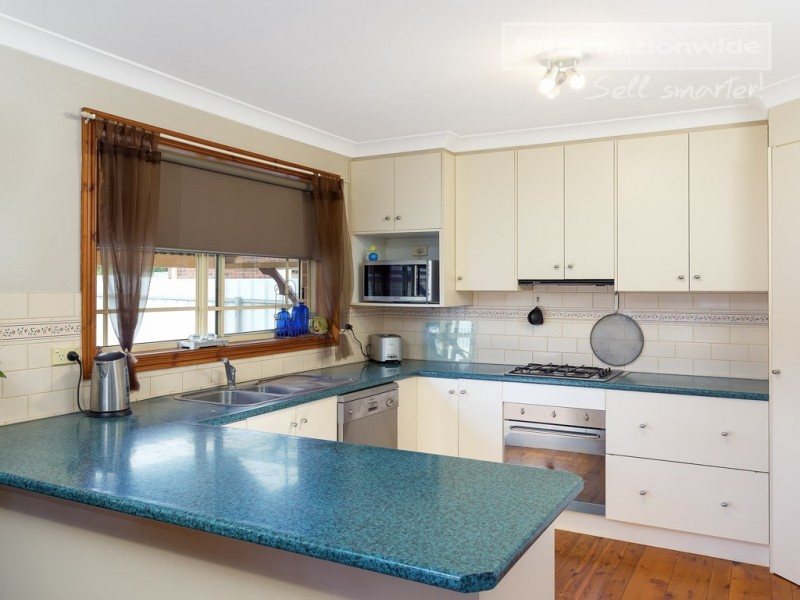 6 Corella Place, Estella NSW 2650