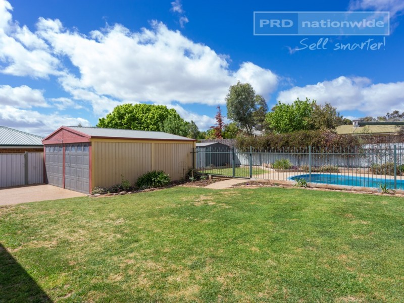 6 Corella Place, Estella NSW 2650