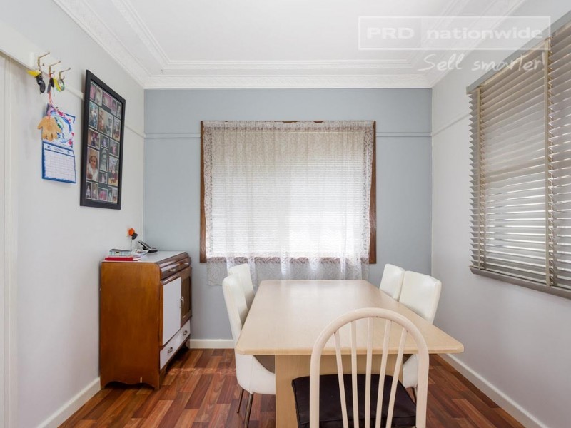 68 Mitchelmore Street, Turvey Park NSW 2650