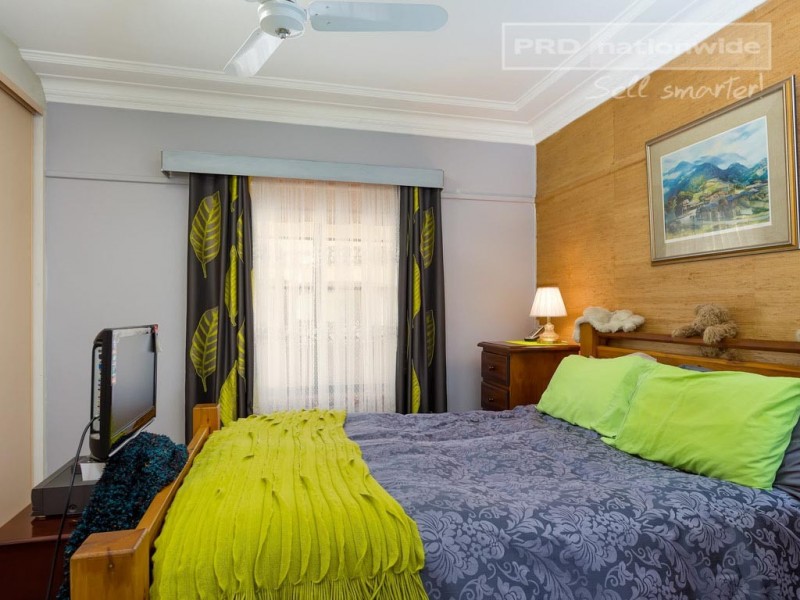 68 Mitchelmore Street, Turvey Park NSW 2650