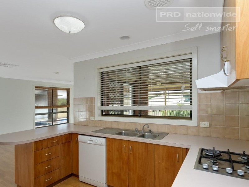 1 Tubbo Place, Bourkelands NSW 2650