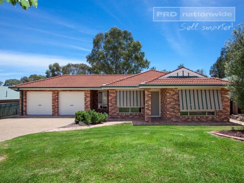 35 Bourkelands Drive, Bourkelands NSW 2650