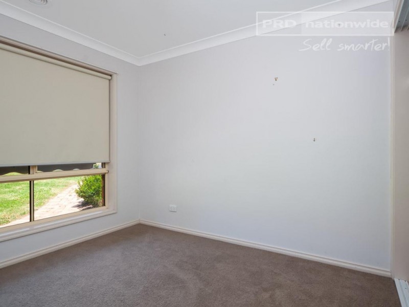 35 Bourkelands Drive, Bourkelands NSW 2650