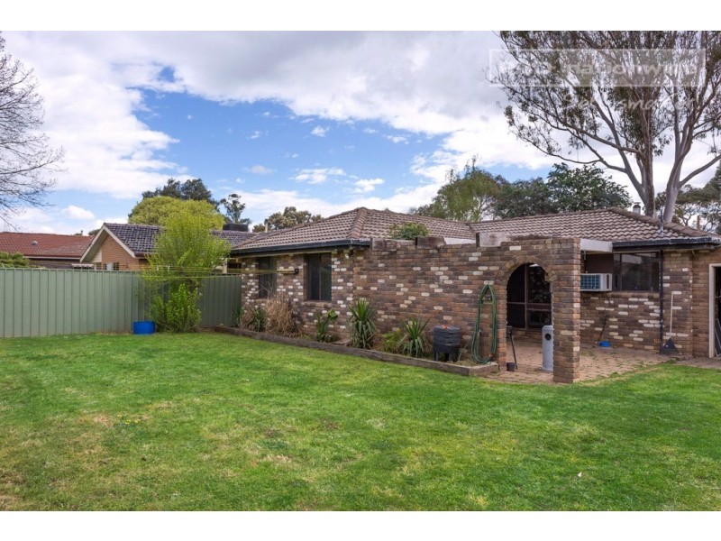 36 Maple Road, Lake Albert NSW 2650