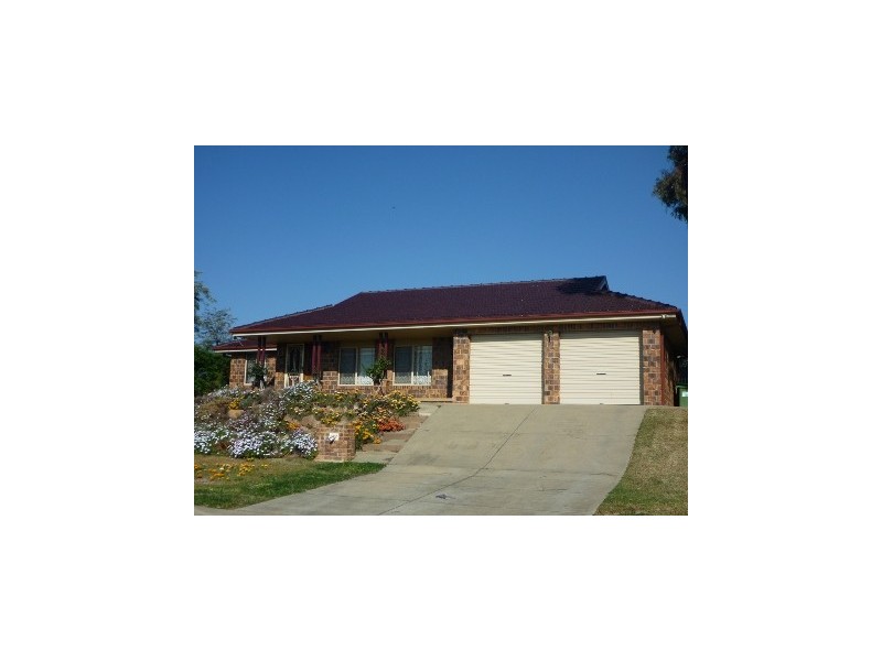 37 Mallory Street, Ashmont NSW 2650