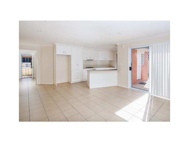 1/7 Kimberely Drive, Tatton NSW 2650