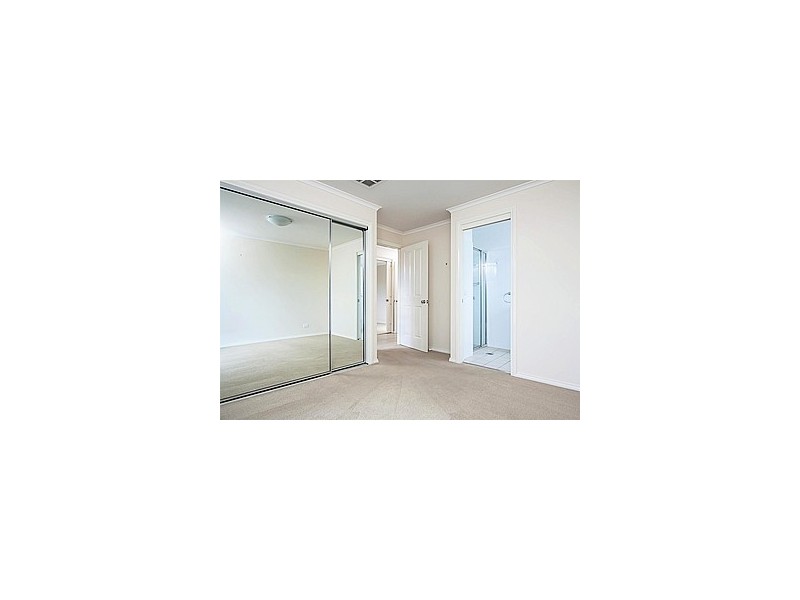 1/7 Kimberely Drive, Tatton NSW 2650