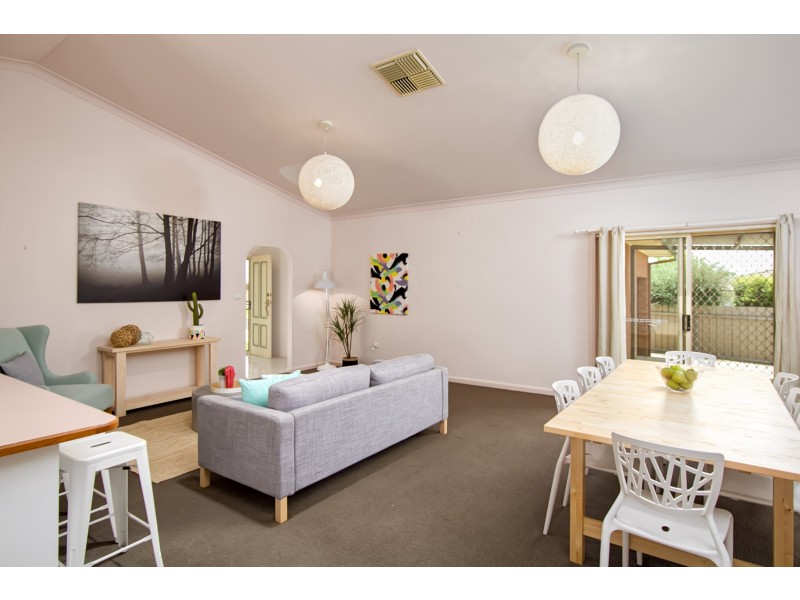 40 Lamilla Street, Glenfield Park NSW 2650