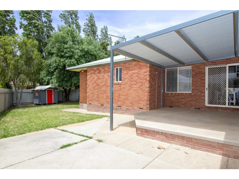 40 Lamilla Street, Glenfield Park NSW 2650