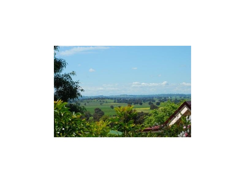 9B Stellway Close, Wagga Wagga NSW 2650