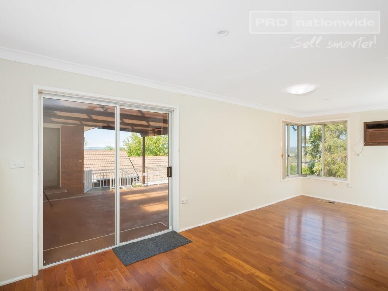30 Henwood Avenue, Kooringal NSW 2650