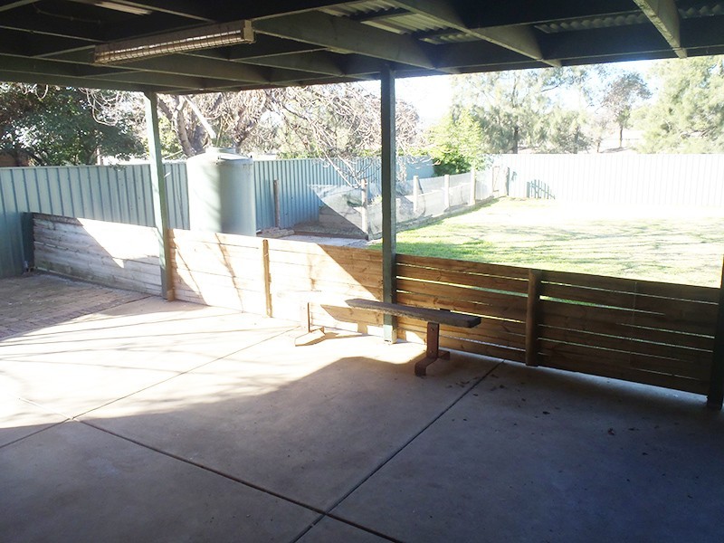 11 Goborra Street, Glenfield Park NSW 2650