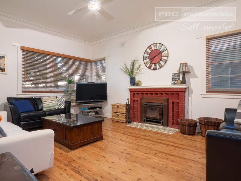 7 North Parade, Wagga Wagga NSW 2650