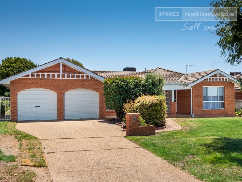 61 Lamilla Street, Glenfield Park NSW 2650