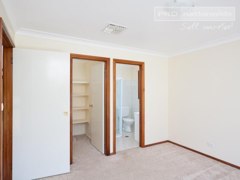 61 Lamilla Street, Glenfield Park NSW 2650