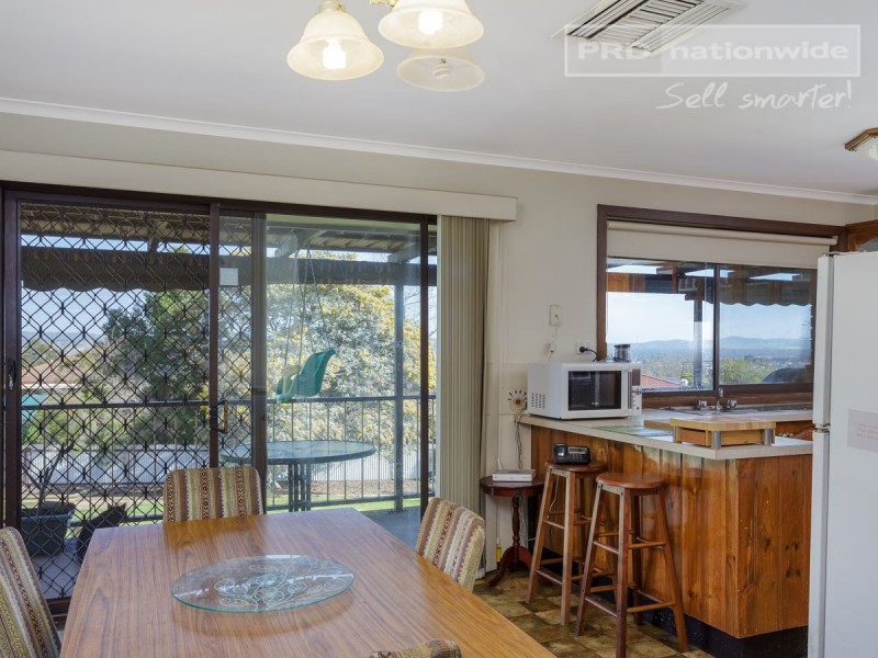 6 Lincoln Avenue, Tolland NSW 2650