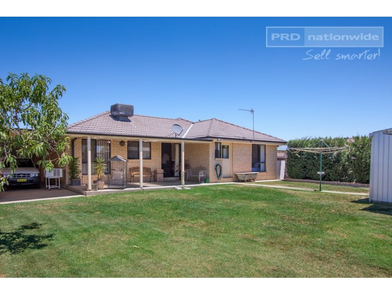 3 Mackay Street, Ashmont NSW 2650