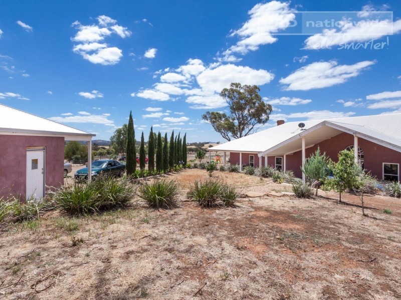 33 Kunzea Place, Wagga Wagga NSW 2650