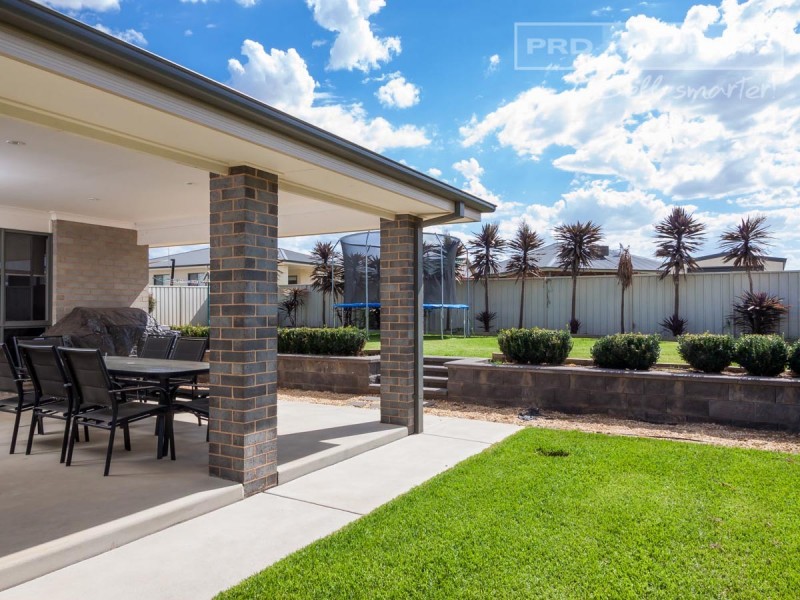 4 Franklin Drive, Estella NSW 2650