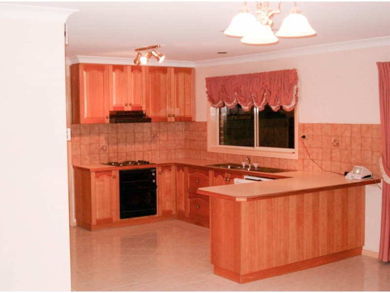 88 Henwood Avenue, Kooringal NSW 2650