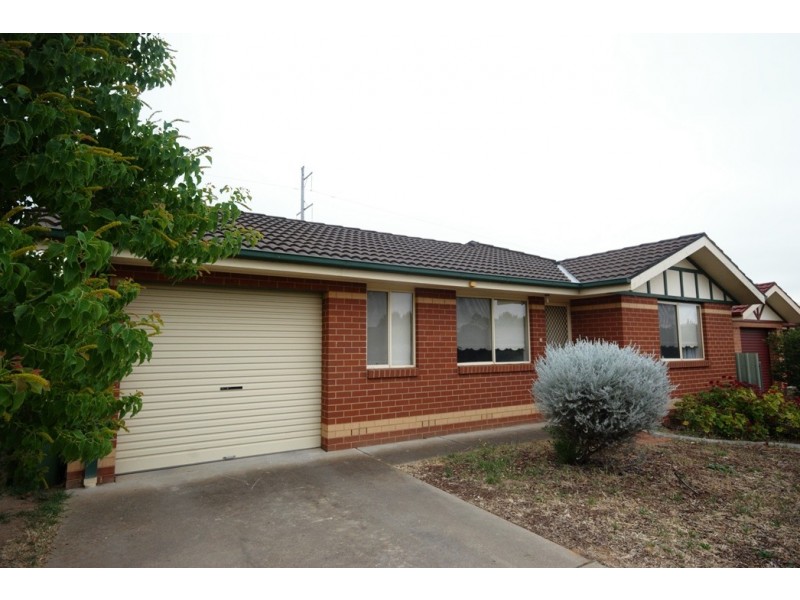 17 Girraween Mews, Glenfield Park NSW 2650