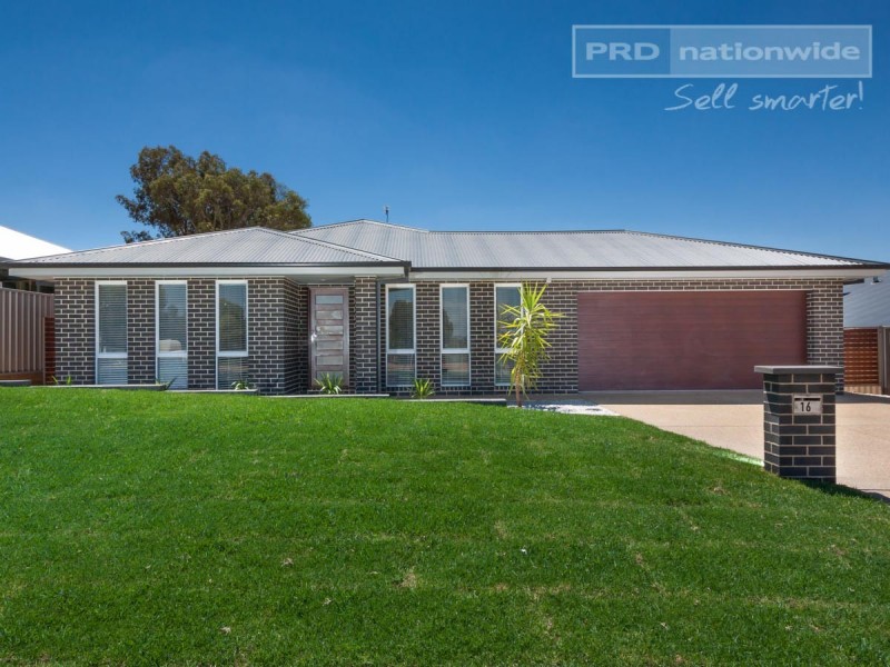 16 Durack Circuit, Boorooma NSW 2650