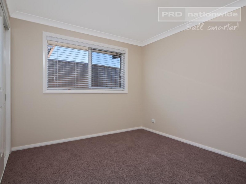16 Durack Circuit, Boorooma NSW 2650