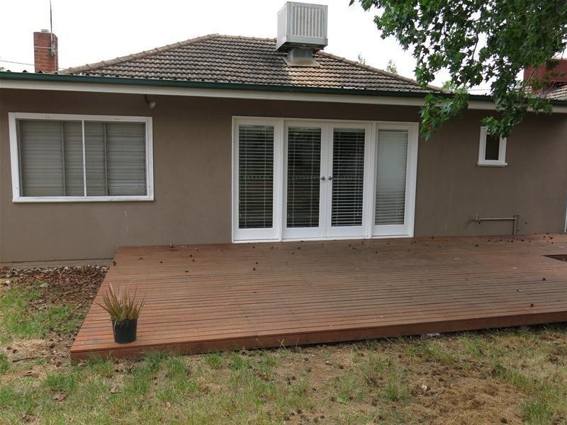 27 Mair Street, Turvey Park NSW 2650