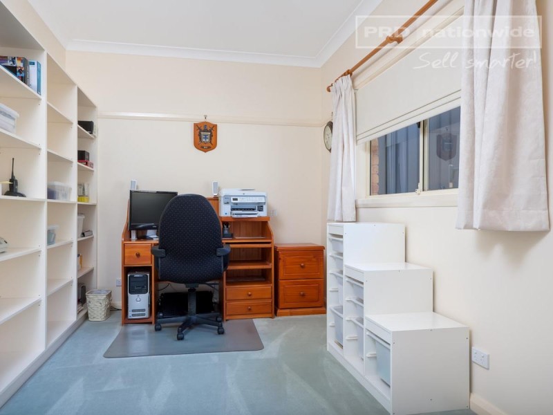 16 Werribee Road, Bourkelands NSW 2650