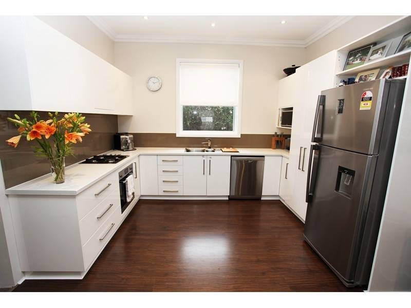 32 Albury Street, Wagga Wagga NSW 2650