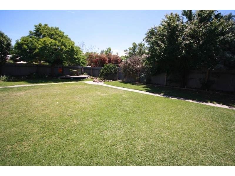 32 Albury Street, Wagga Wagga NSW 2650