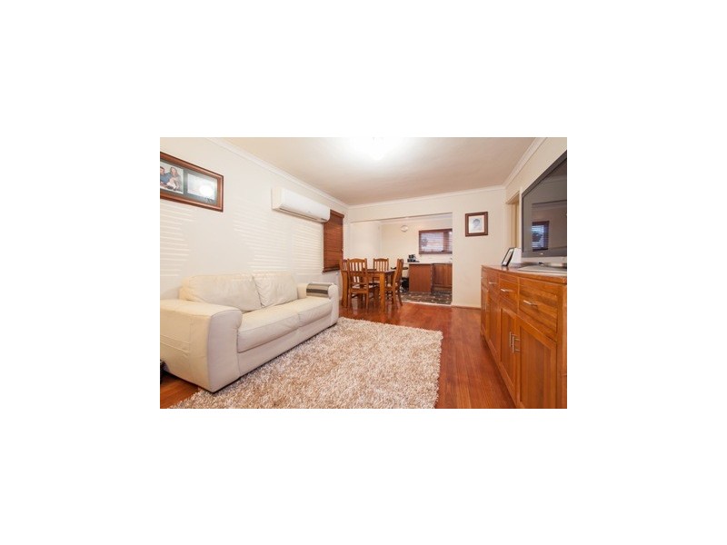 32 Jack Avenue, Mount Austin NSW 2650