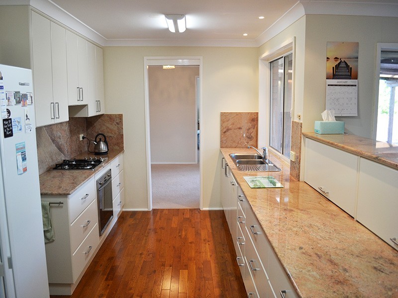 30 Henwood Avenue, Kooringal NSW 2650