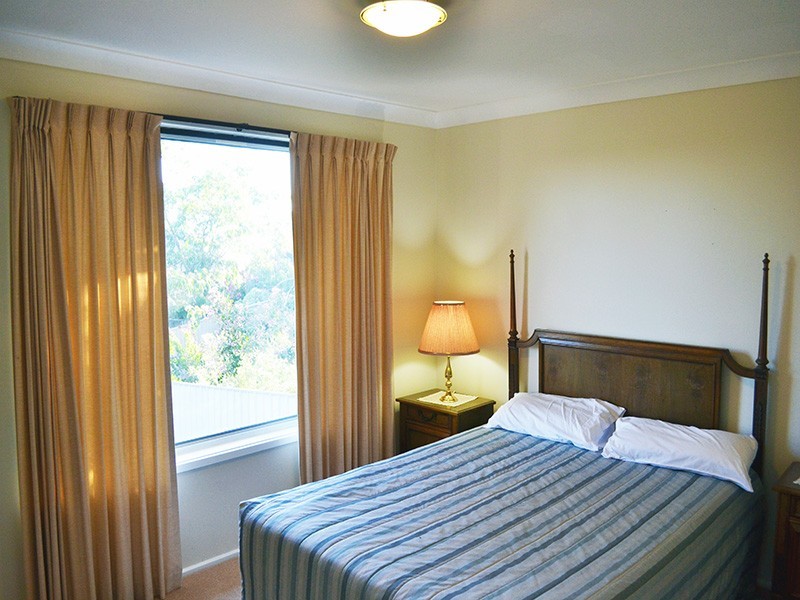 30 Henwood Avenue, Kooringal NSW 2650