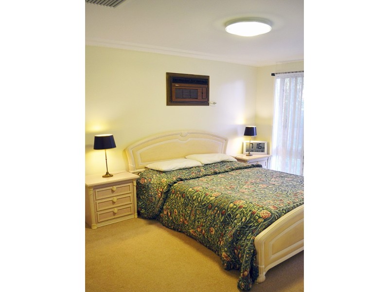 30 Henwood Avenue, Kooringal NSW 2650