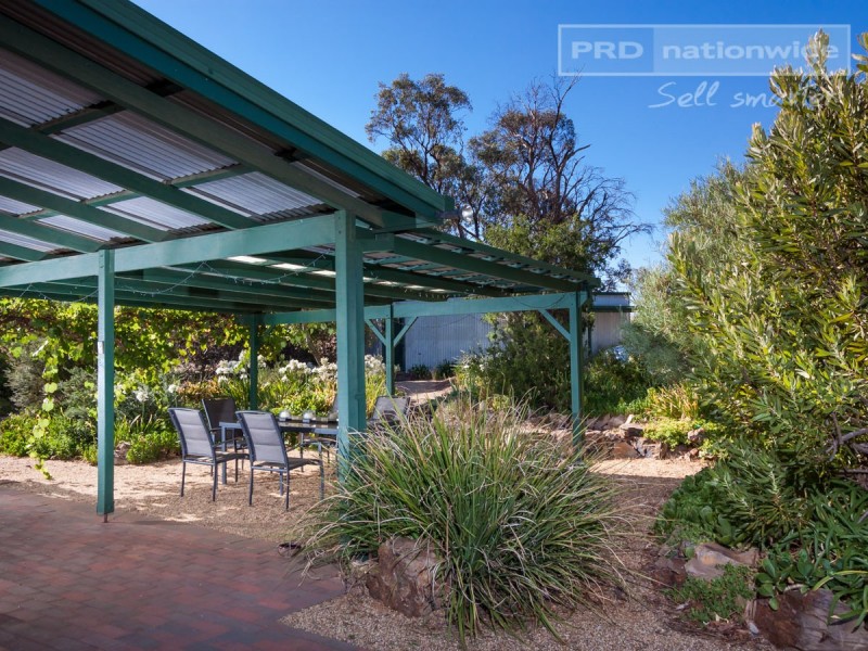 36 Yathella Road, Wagga Wagga NSW 2650