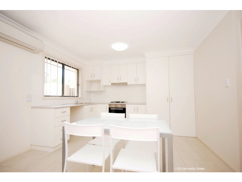 10/38 Kenneally Street, Kooringal NSW 2650