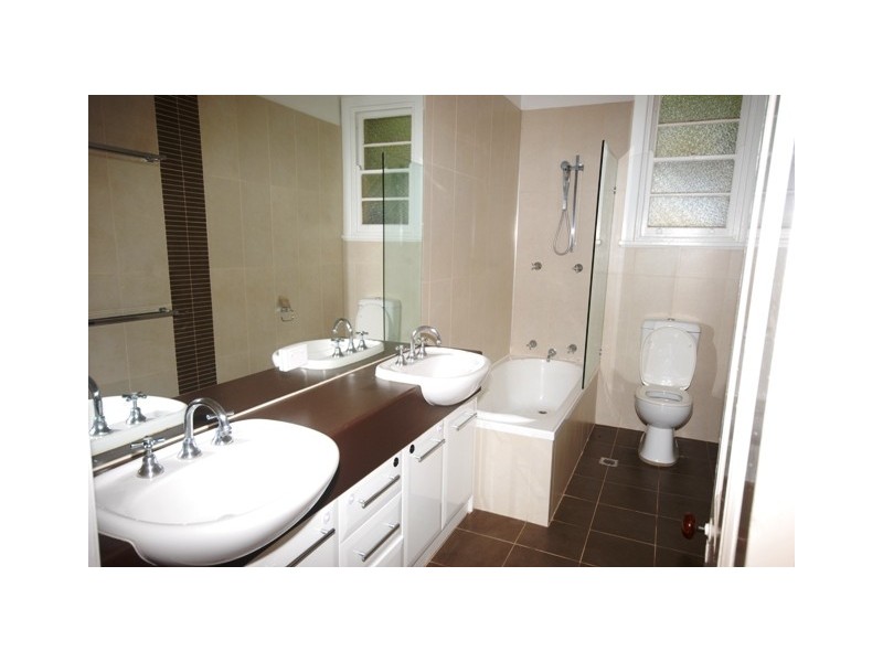 106 Gurwood Street, Wagga Wagga NSW 2650