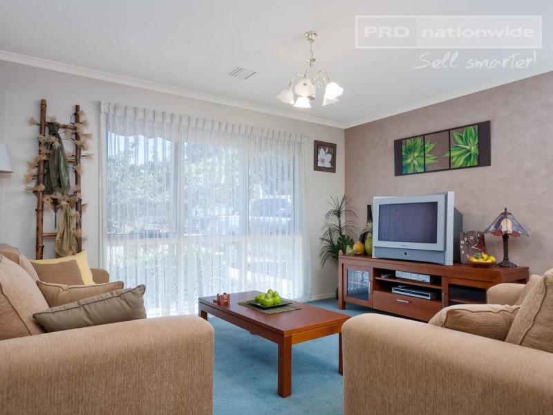 20 Henwood Avenue, Kooringal NSW 2650