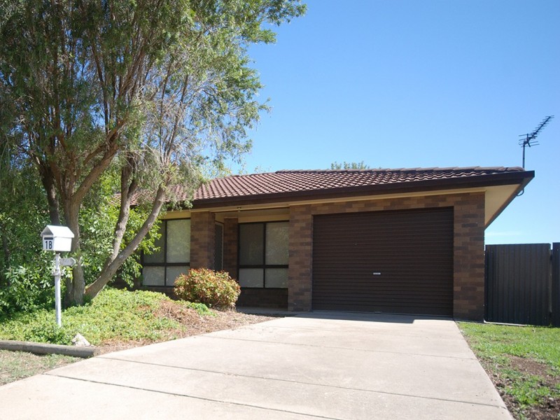 1B Incarnie Crescent, Wagga Wagga NSW 2650