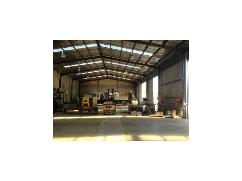 8 Cheshire Street, Wagga Wagga NSW 2650