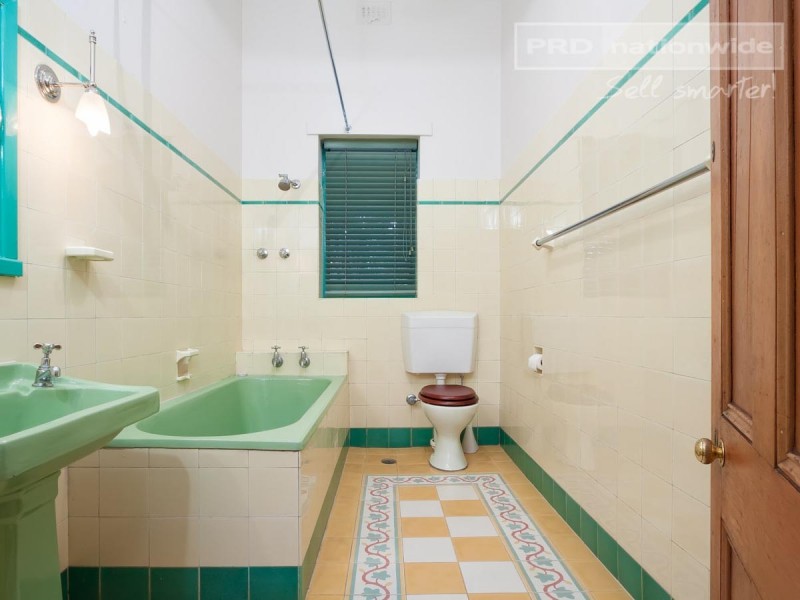 58 Kincaid Street, Wagga Wagga NSW 2650