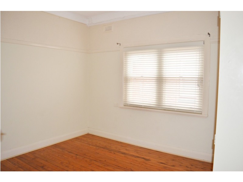 71 Tarcutta Street, Wagga Wagga NSW 2650