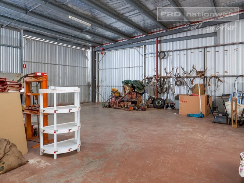 132 Hammond Avenue, Wagga Wagga NSW 2650