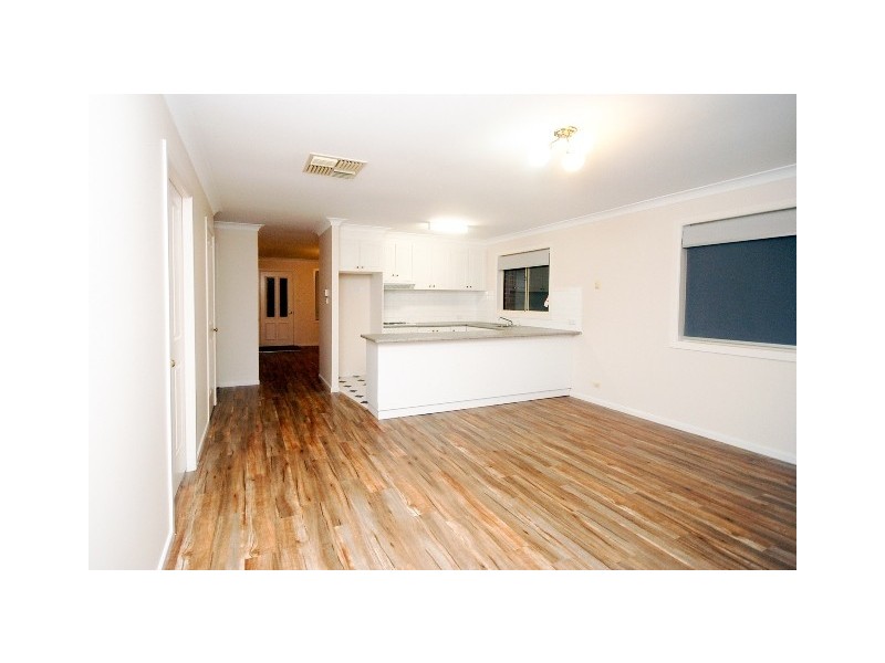 37/11-13 Crampton Street, Wagga Wagga NSW 2650