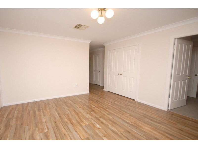 37/11-13 Crampton Street, Wagga Wagga NSW 2650