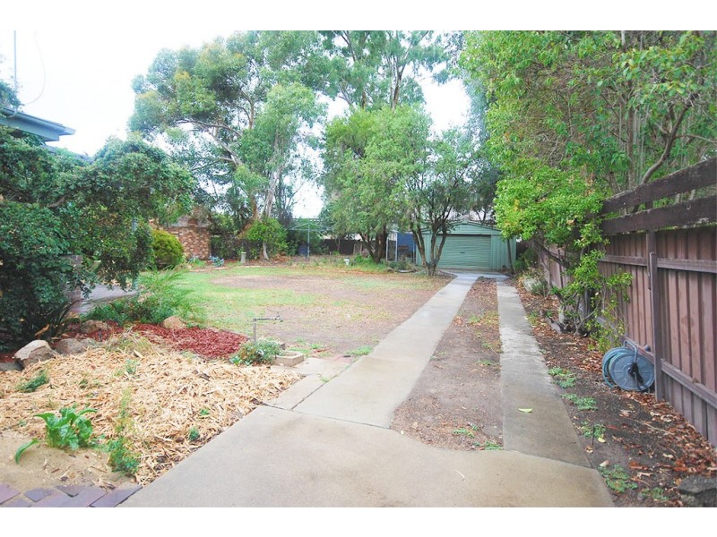 16 Higgins Avenue, Wagga Wagga NSW 2650